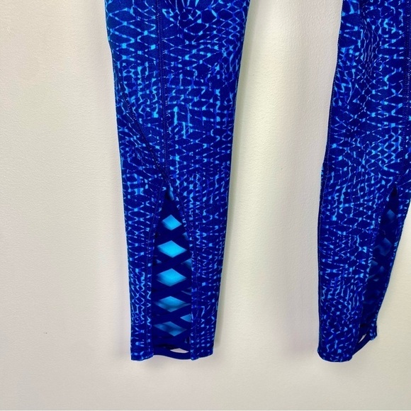 Lululemon Pure practice pant athletic leggings blue criss cross back size 4 - Picture 4 of 9
